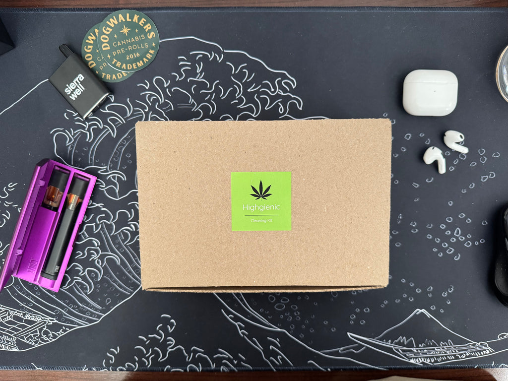 Highgienic Essentials Kit - Bong & Pipe Cleaning Kit